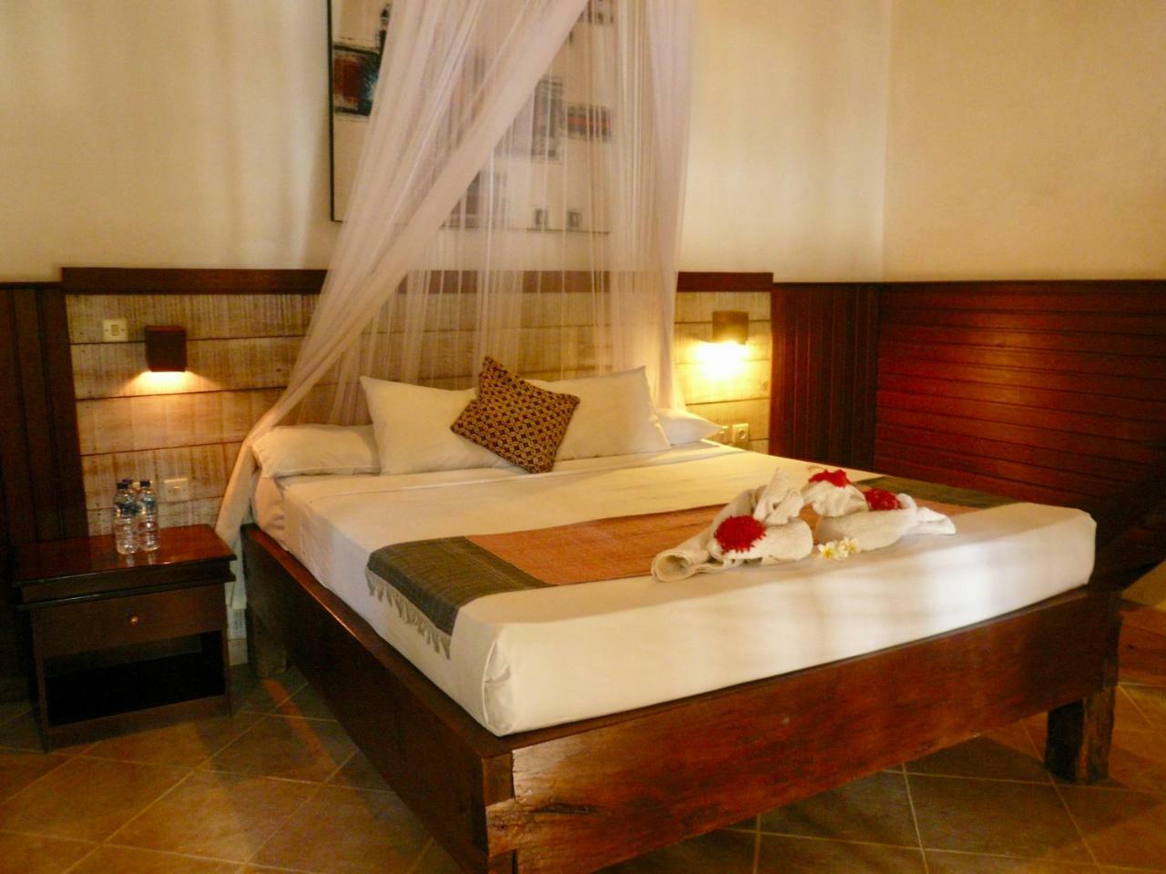 Wawa Wewe II Villas Amed Zewnętrze zdjęcie